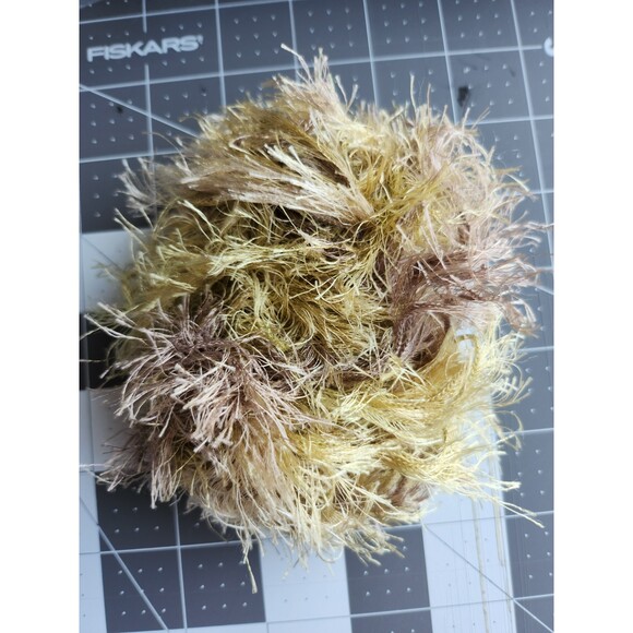 6 Partial Skeins of Specialty Yarns B47 - Picture 6 of 7